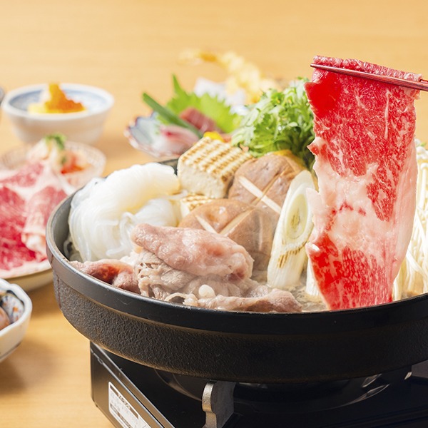 【8/16～11/15】海老ときんきの天ぷらや香川県産オリーブ牛のすき焼きを含む全7品！2.5時間飲み放題付き『香川県産オリーブ牛のプレミアムすき焼きコース』8000円