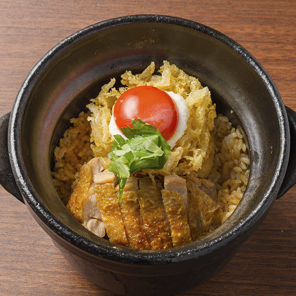 画像：大山鶏の親子土鍋飯