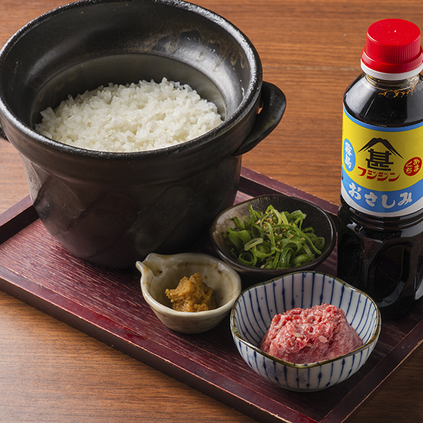 熊本馬とろ土鍋飯